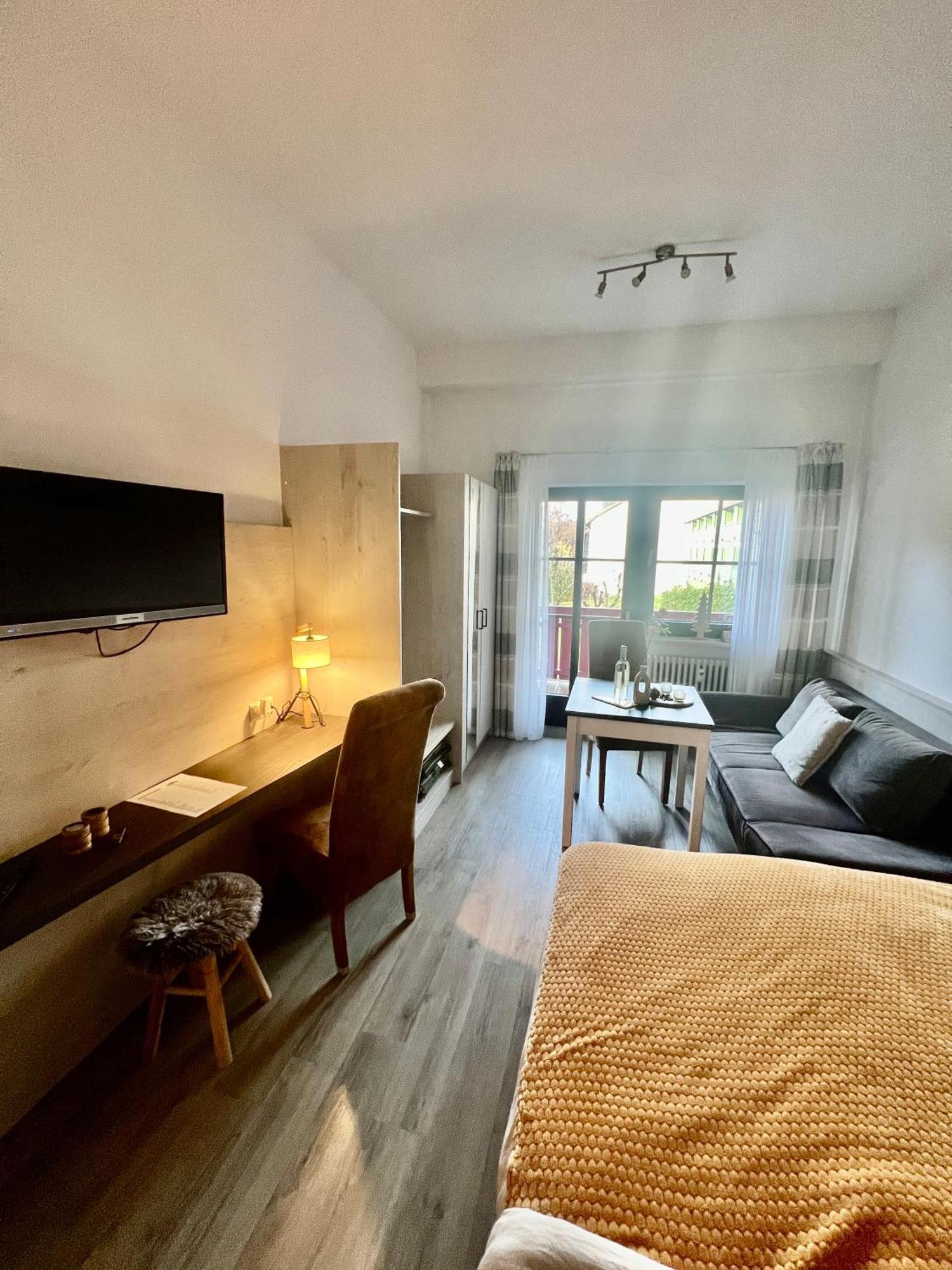 Wunderschoenes Apartment Mit Bademantelgang Zur Wohlfuehltherme Bad Griesbach  Exterior foto